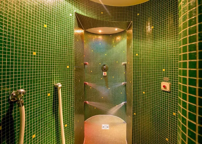 Hotel Und Naturresort Handeck 3*