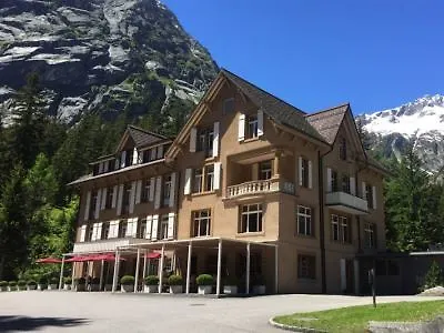 Hotel Und Naturresort Handeck 3*